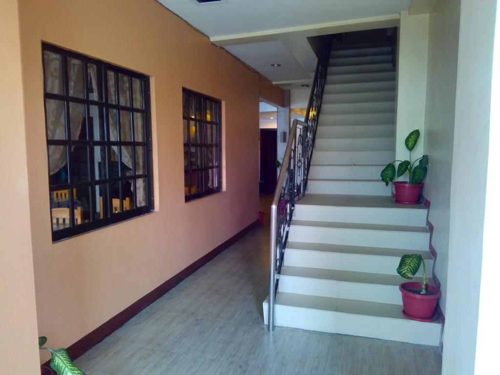 Hôtel Avenue 5 à Kalibo Extérieur photo